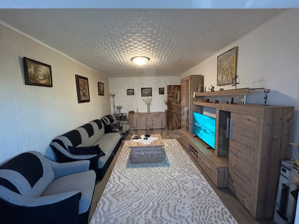 APARTAMENT 2 CAMERE DE VÂNZARE // ZONA CARAIMAN