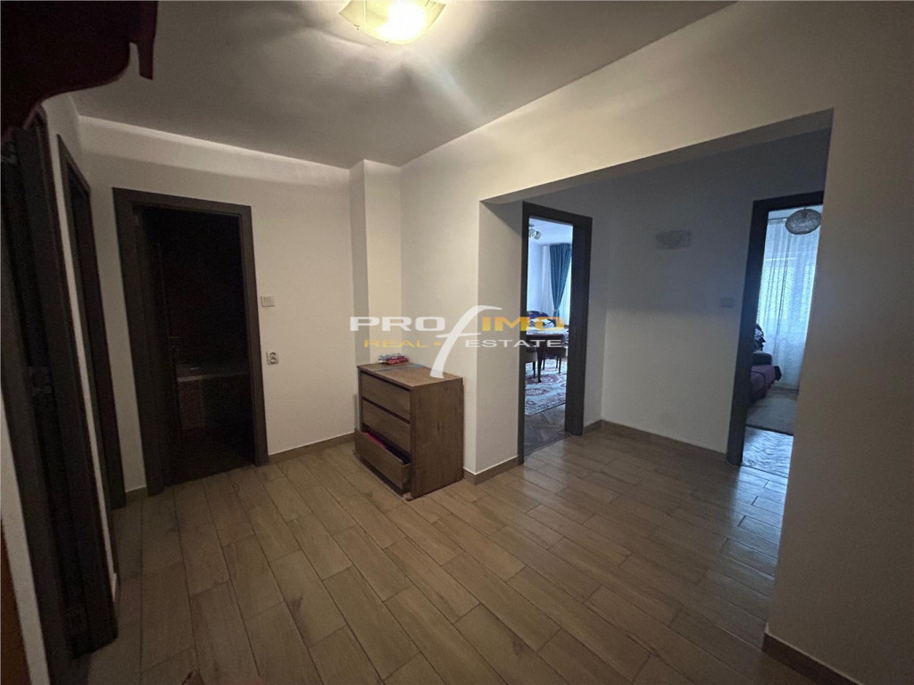 Dacia, apartament decomandat 4camere, renovat, mobilat , uti