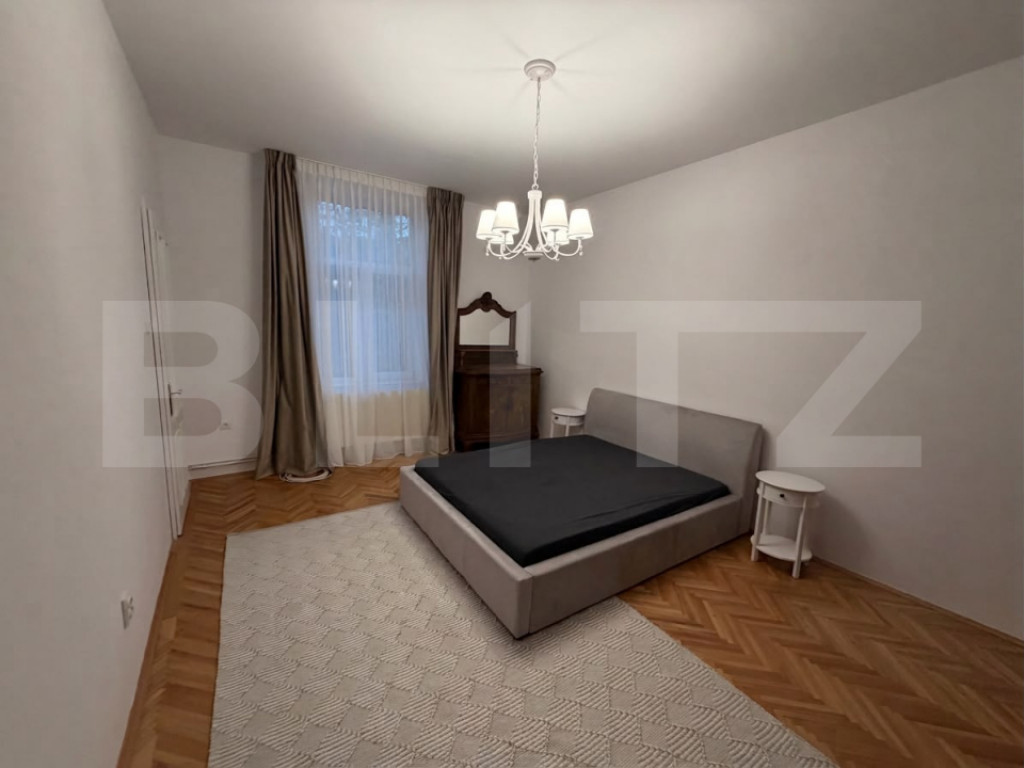 Apartament 3 camere, 90 mp, Ultracentral, Parcare inclusă,