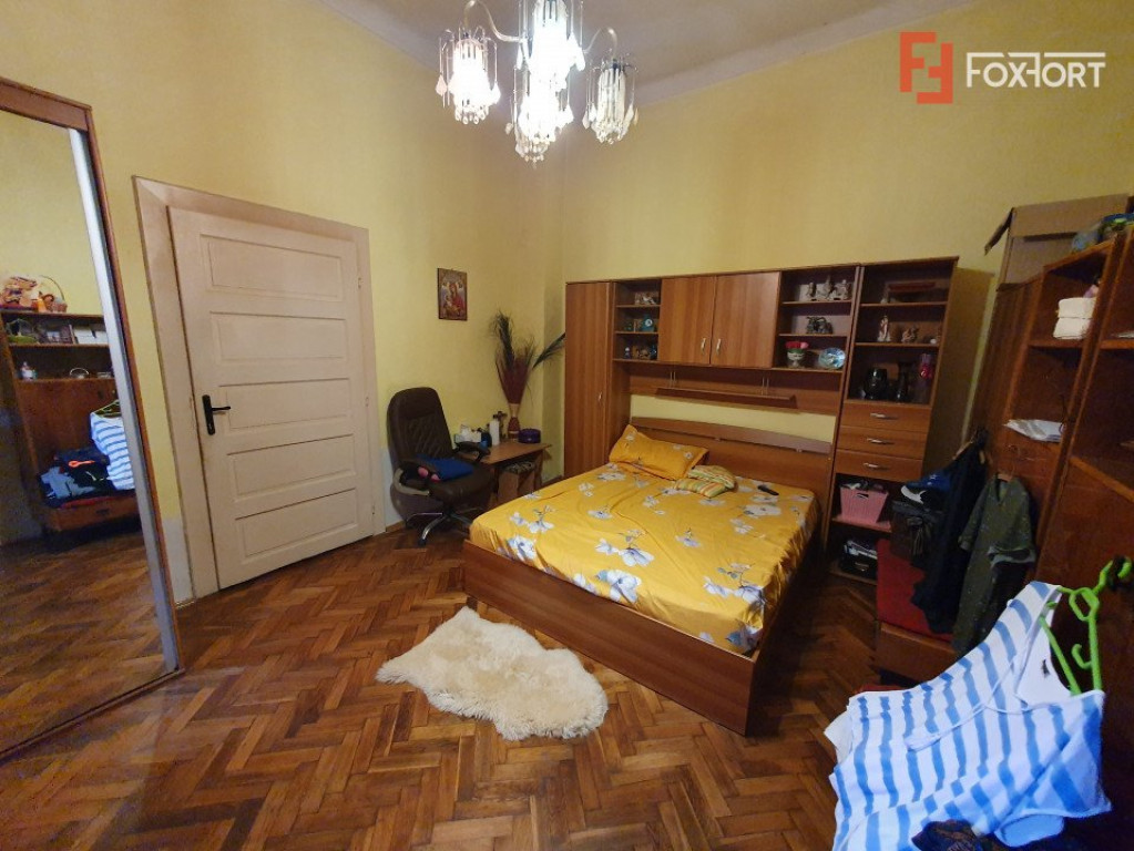 Apartament 112 mp la casa cu curte si garaj, zona Maria, Cen