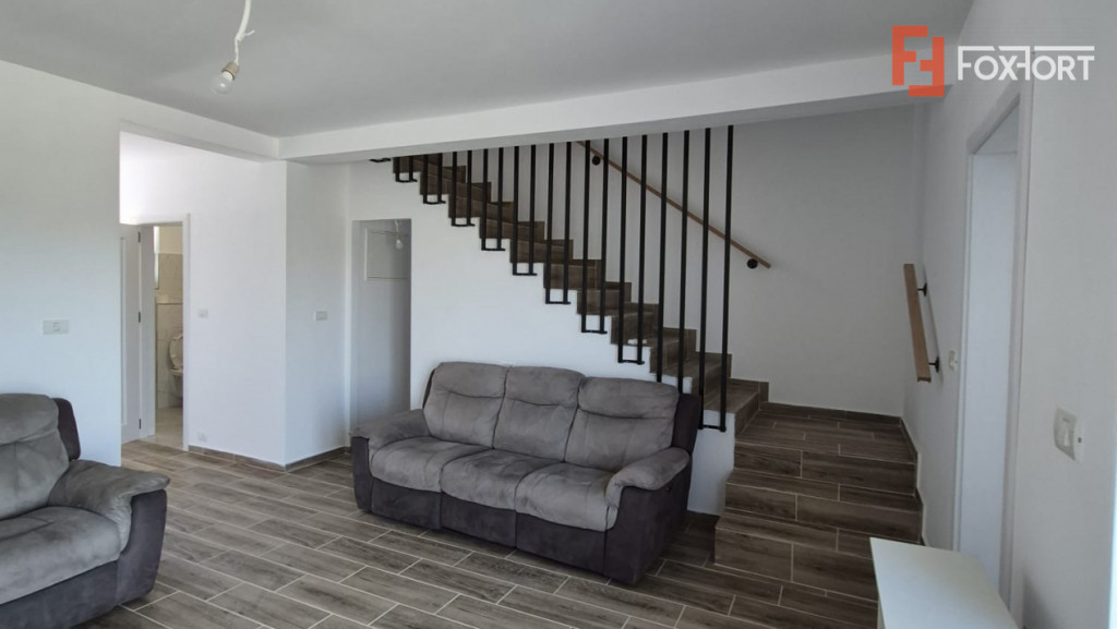 Duplex 4 camere si teren de 300 mp, zona Mosnita Veche - V1