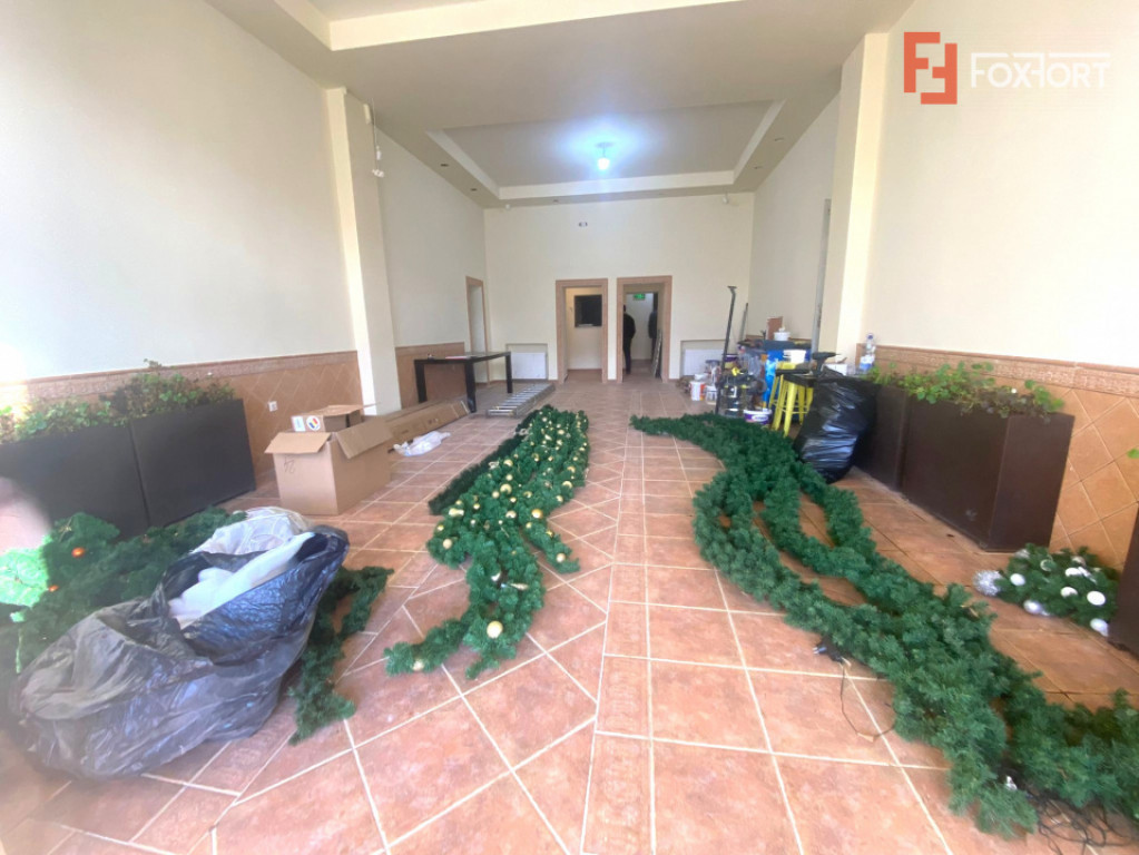 Spatiu comercial multifunctional, de inchiriat, diferite act
