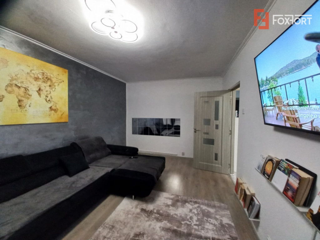 Apartament cu 3 camere, recent renovat – zona Bega Shoppin