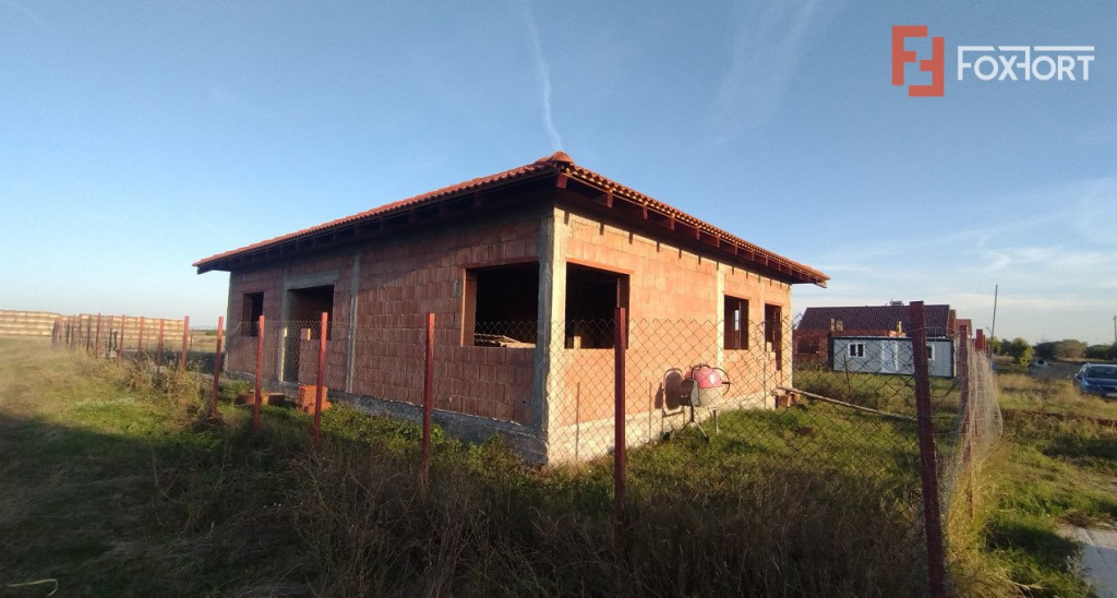Casa individula la ROSU, 4 camere - Becicherecu Mic, teren 4