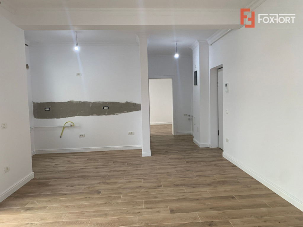 Apartament cu 4 camere de 89 mp, zona Dumbravita