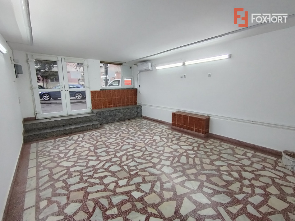 Spatiu comercial cu 3 incaperi de inchiriat in zona Spitalul