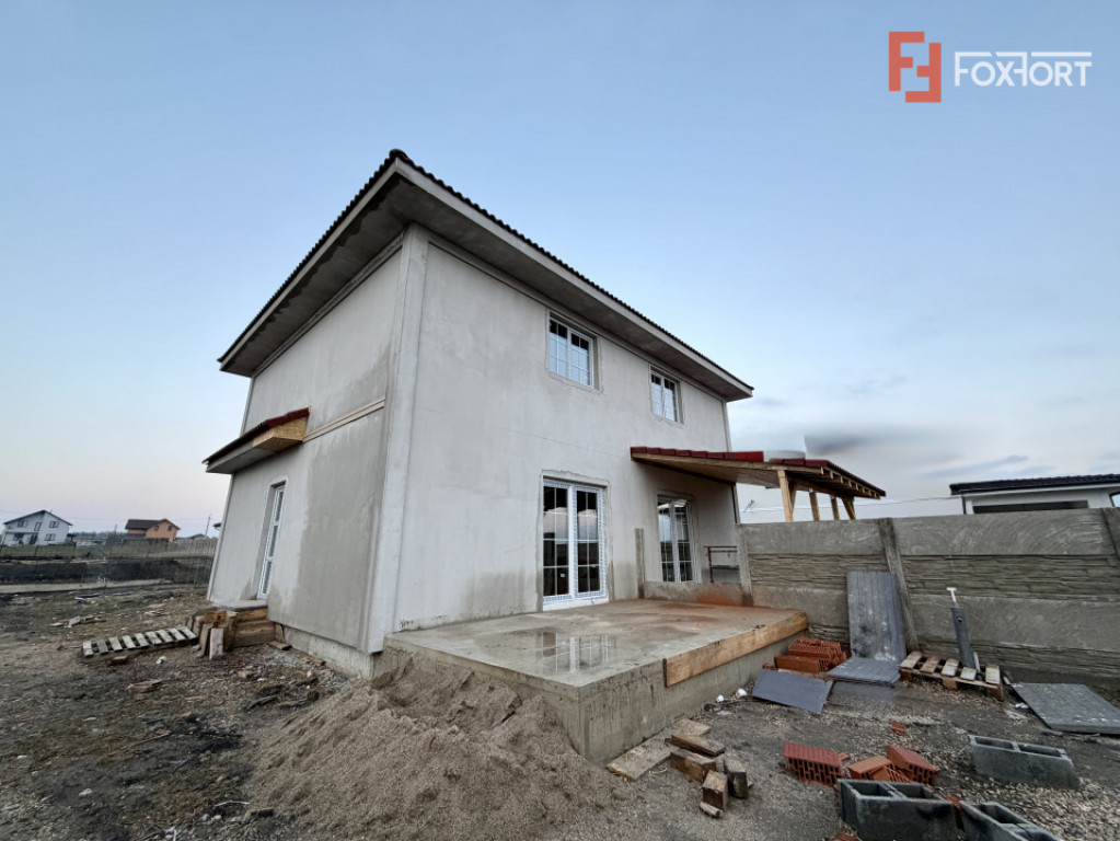 Duplex cu 3 camere de vanzare la cheie, finisaje la alegere