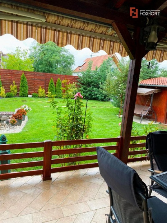 Casa individuala 5 camere si 4 locuri de parcare in Giroc