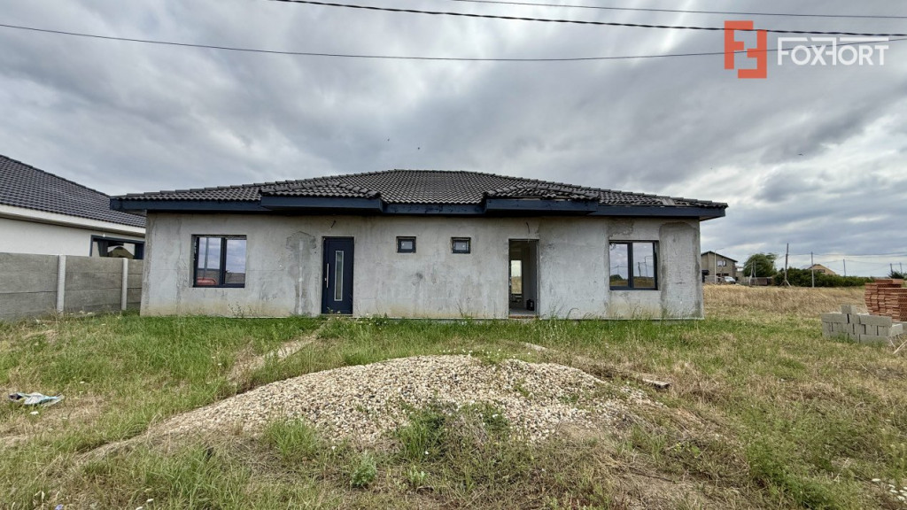 Duplex intreg, cu 6 camere, parter - 144 mp, zona Sacalaz
