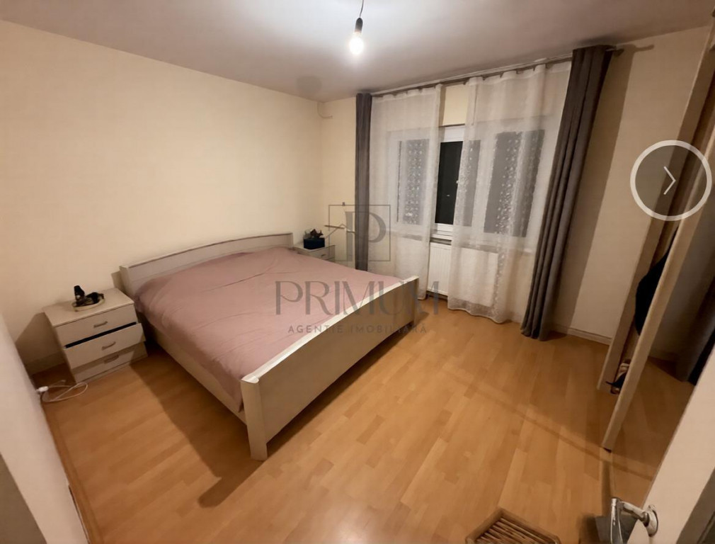 BUCOVINA - 3 CAMERE - 2 BAI - CENTRALA PROPRIE - DECOMANDAT