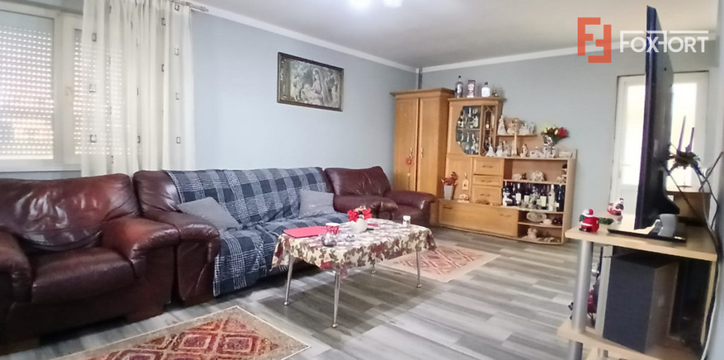 Casa individuala cu 4 camere si teren 925 mp in Sanandrei
