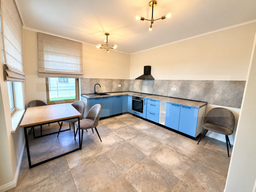 Casa 4 camere,108 mp,teren 418 mp,mobilata, zona Micesti
