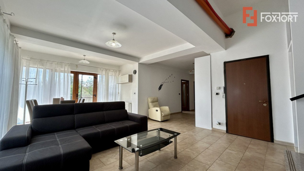 Apartament cu 3 camere la parter si teren de 160 mp - Ghirod