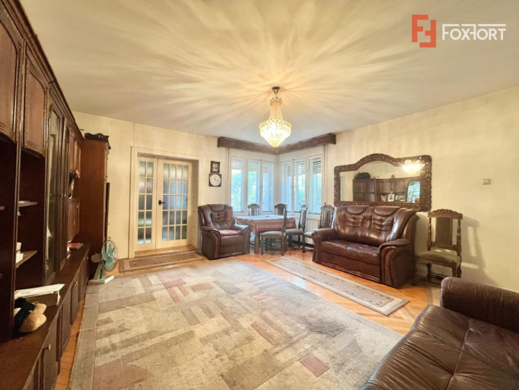 Casa individuala de vanzare cu 3 camere si teren de 510 mp,
