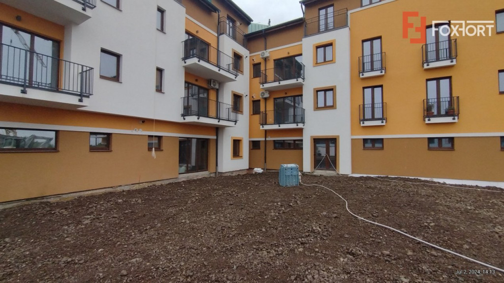 Spatiu Comercial Modern cu 2 incaperi si 3 Locuri de Parcare