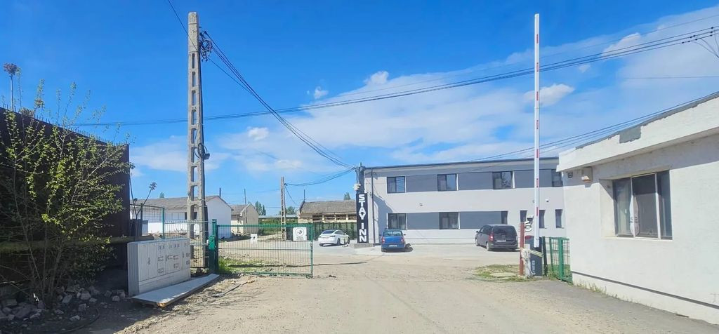 DE ÎNCHIRIAT – TEREN INTRAVILAN 2.077 MP - ZONA INDUSTRIALA - STR. MACULUI