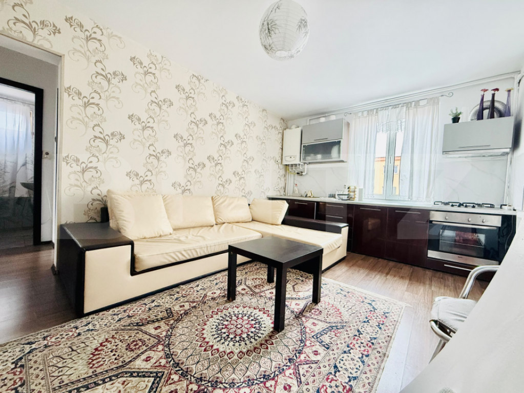 Apartament cu 2 dormitoare, living cu bucătărie open-space