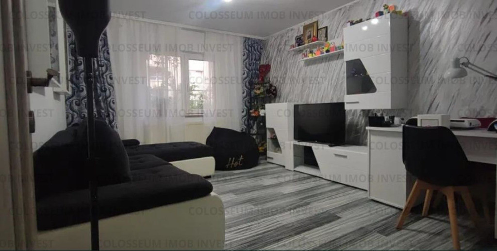 Apartament cu 3 camere, 2 bai - Zona Uzina