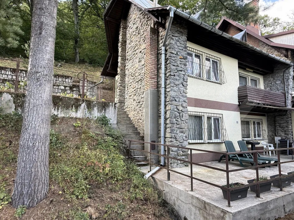Cabană cochetă 4 camere, 143 mp teren, în Someșu Cald