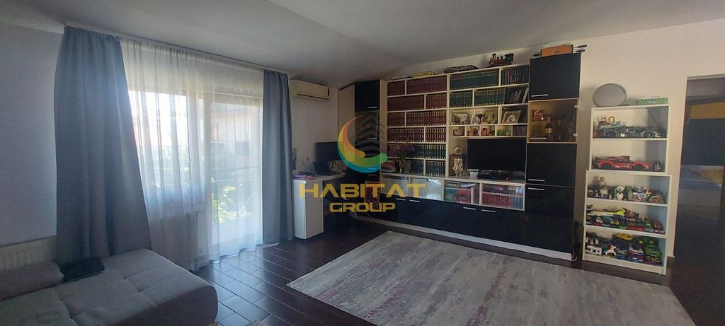 Apartament 3 camere decomandat cu gradina zona de case!