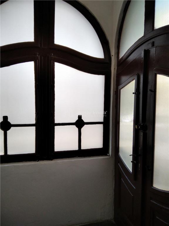 Apartament 3 camere in Vila Ultracentral Str.Roma