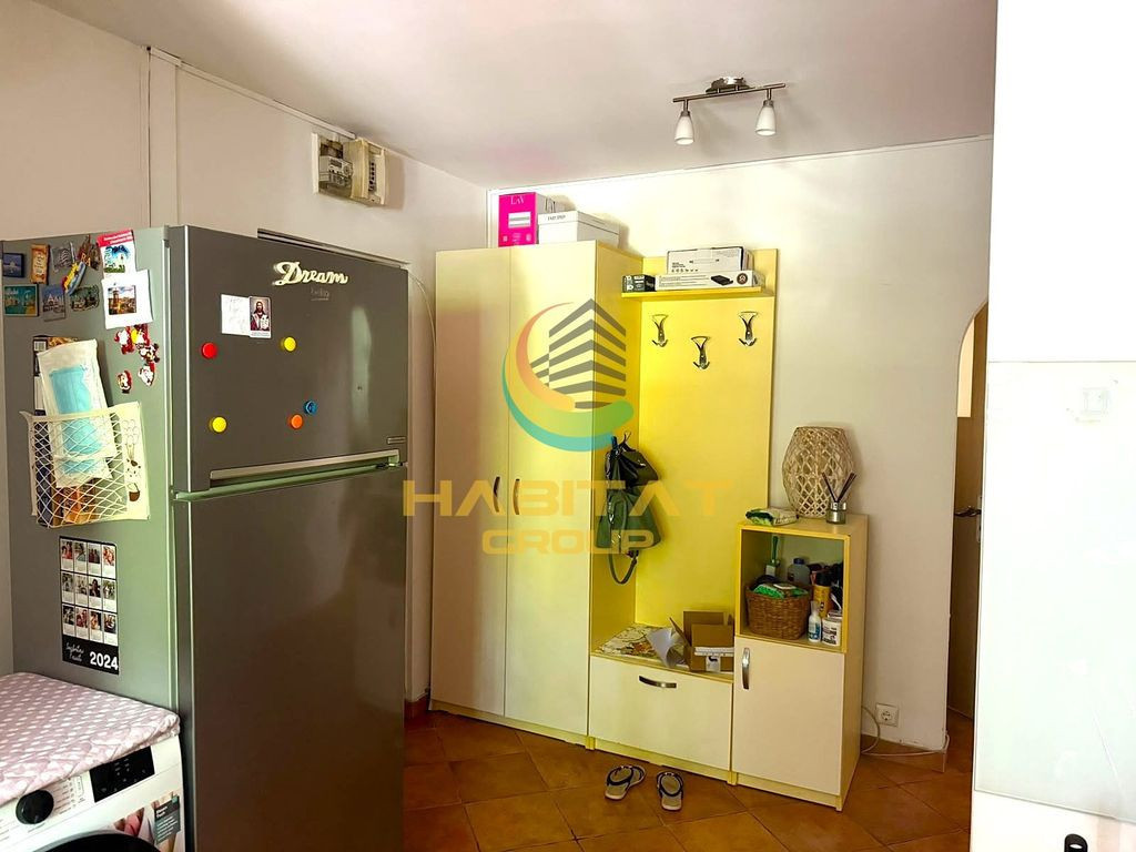 Apartament 3 camere cu centrala proprie mobilat si utilat