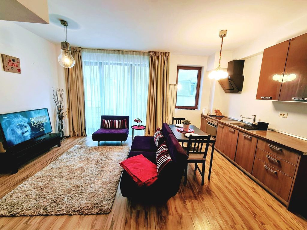 2 camere | Intrarea Catedrei | Parcul Herastrau | Aviatiei