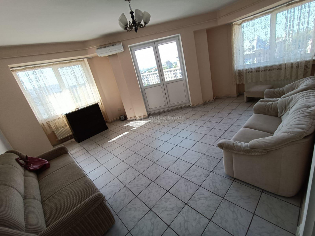 Vand apartament 2 camere Ultracentral-Mercur