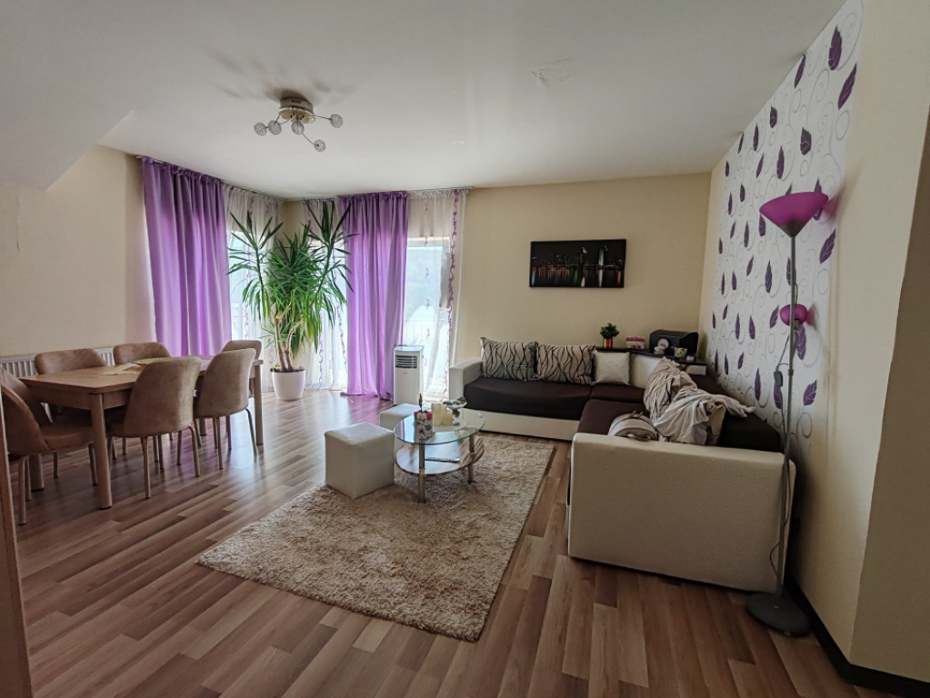 Apartament 3 camere, 70 mp, parcare | zona Terra, Florești