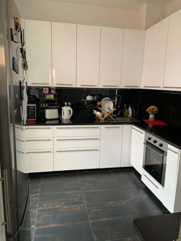 Casa 4 camere 130 mp si currte 70 mp in Cluj zona Semicentra