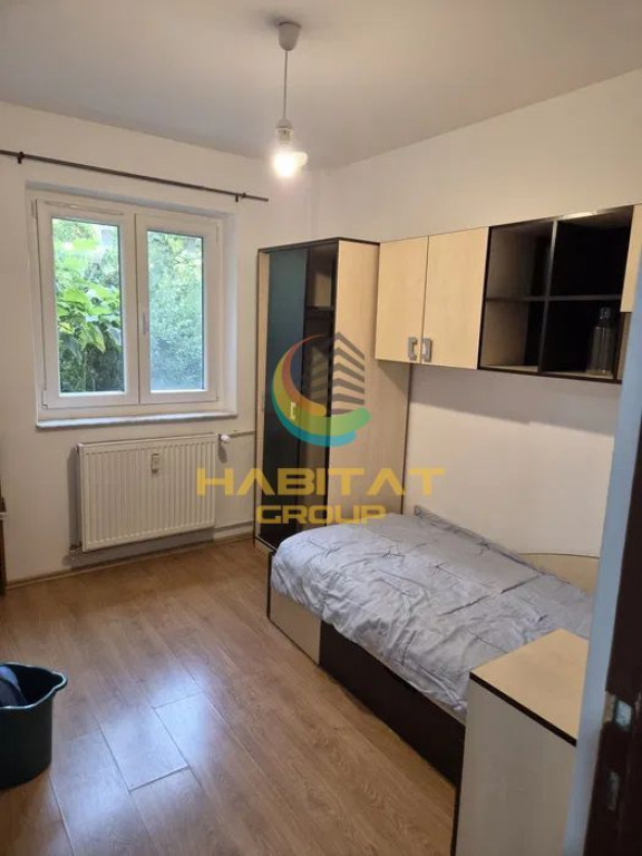 Vanzare Apartament 3 Camere 47mp Piata Resita
