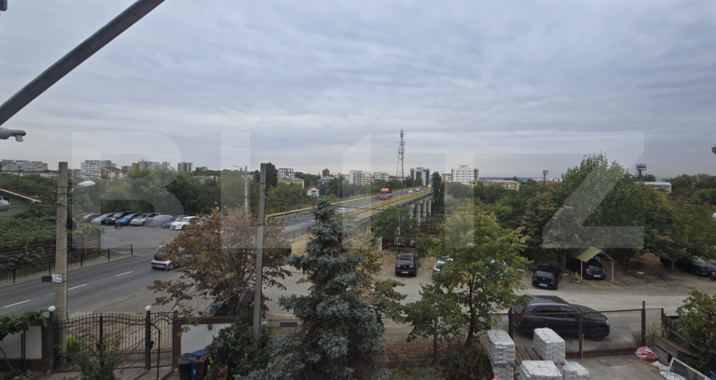 Cladire P+2E, 900 mp utili, Potential pentru bussines medica