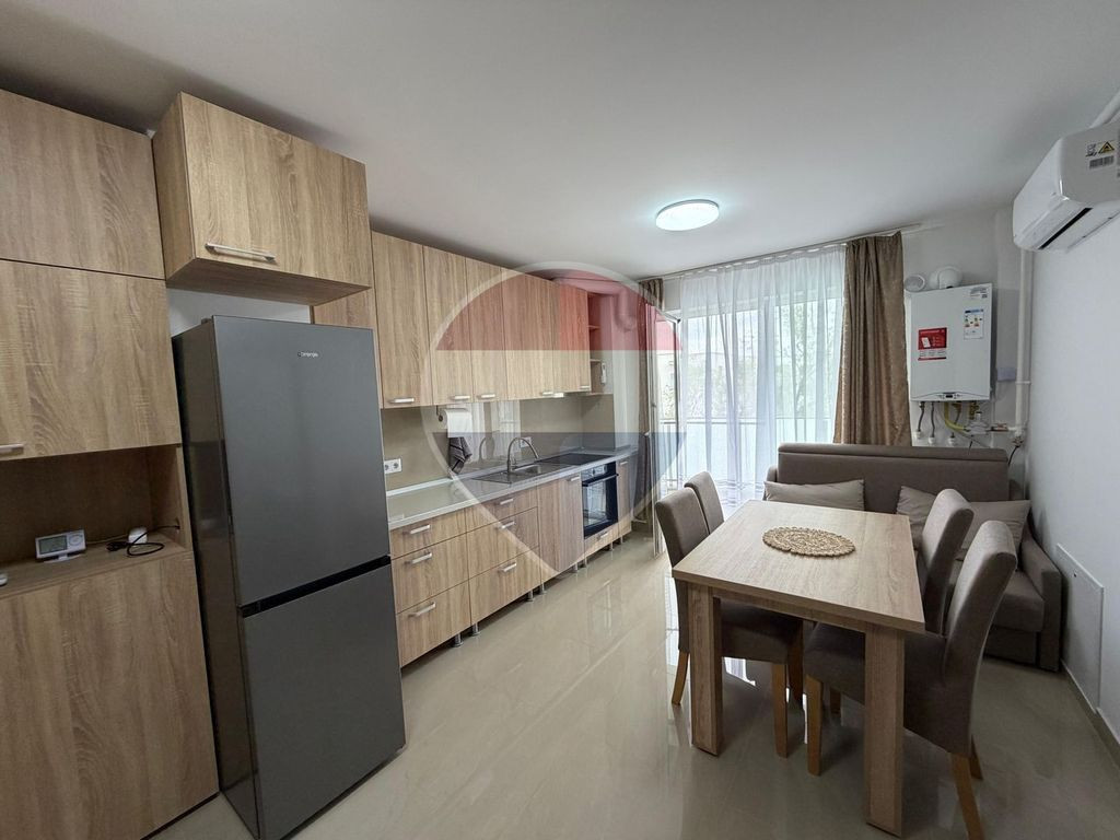 DE INCHIRIAT - Apartament cu 2 camere si loc de parcare