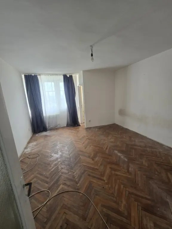 Garsoniera Craiovei 44999euro