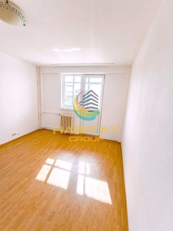 Apartament 2 camere Str Huedin 38 mp Decomandat Vedere panoramica