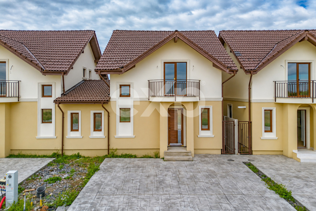De vânzare duplex nou în Covaci