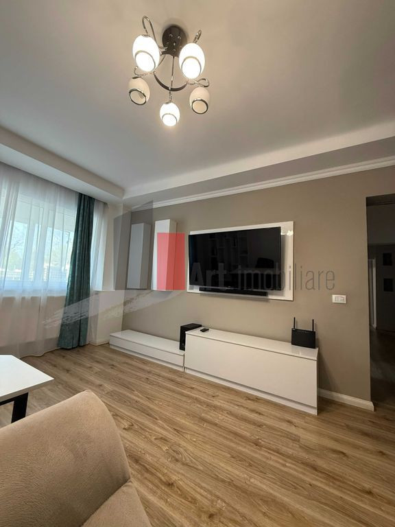 Apartament 3 camere Barbu Vacarescu vis a vis parc Verdi