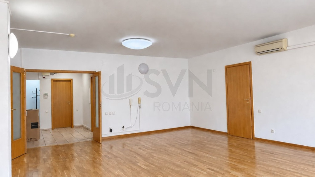 Apartament 5 camere de închiriat Aviatorilor, decomandat, 2 terase, parcare