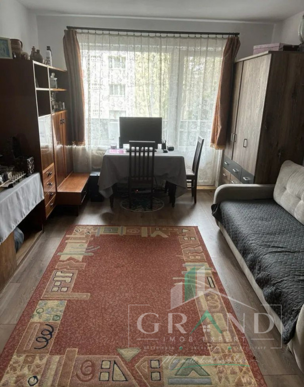 3 CAMERE | 68 MP | ETAJ 1 | CENTRALĂ PROPRIE | BALCON | CON