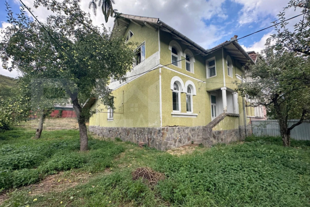 Casă de vânzare în Râciu!