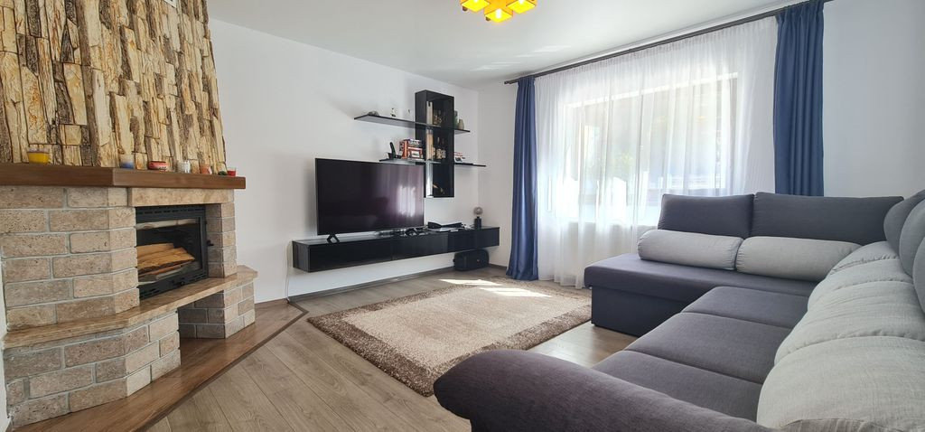 Casa individuala 3 camere mobilata utilata Tarlungeni