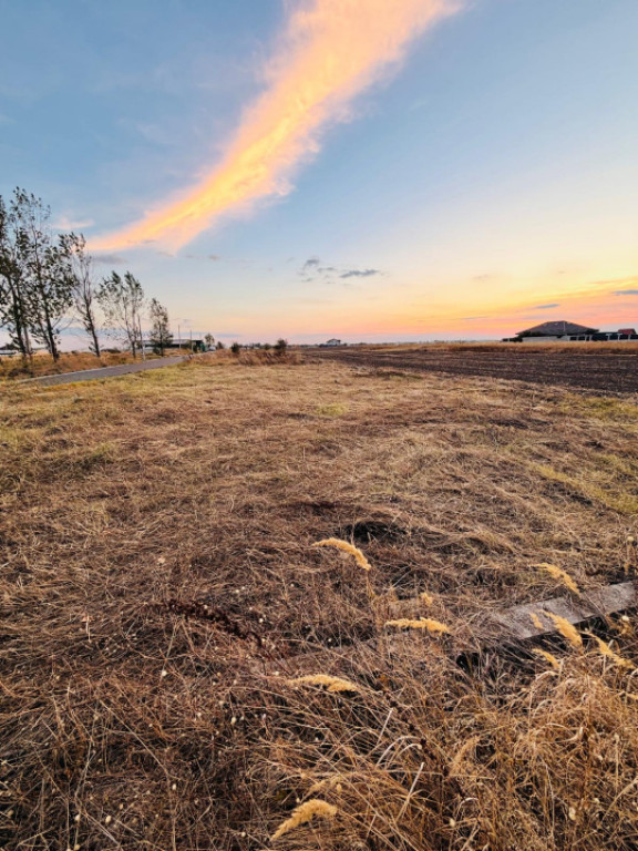 Tere intravilan, 375 mp, zona Pielesti