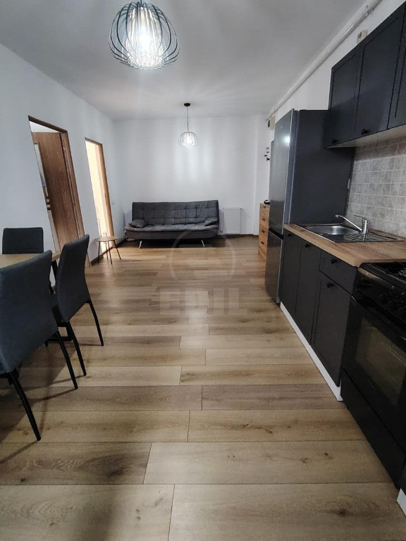Apartament cu 2 camere de închiriat – Florilor