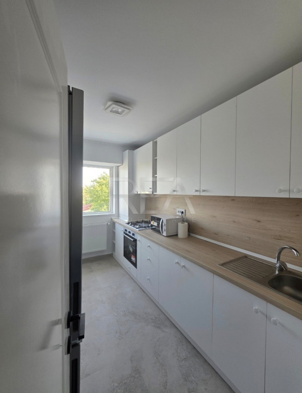 3 camere cu centrala, prima inchiriere, et 3/8- Bld Uverturi