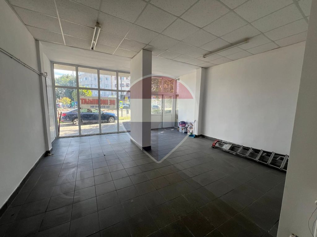 Spațiu comercial 80mp - B dul Independentei