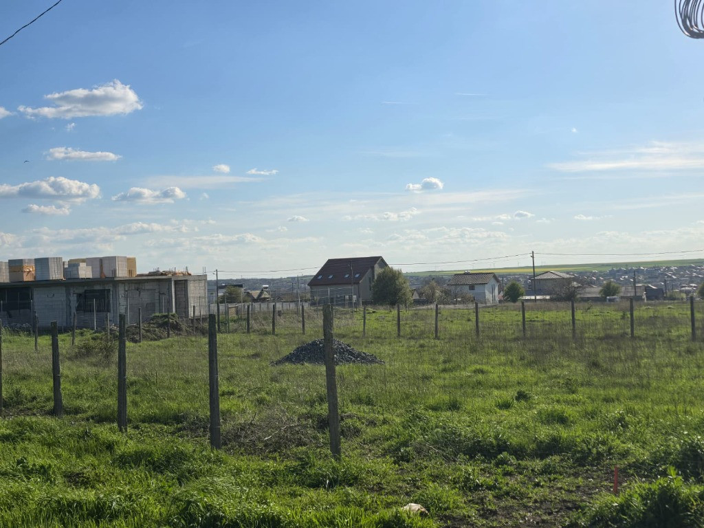 Teren de vanzare in Tuzla zona castelul de apa