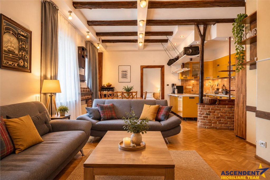 Apartament loft unicat 200 mp in inima Brasovului Istoric, l