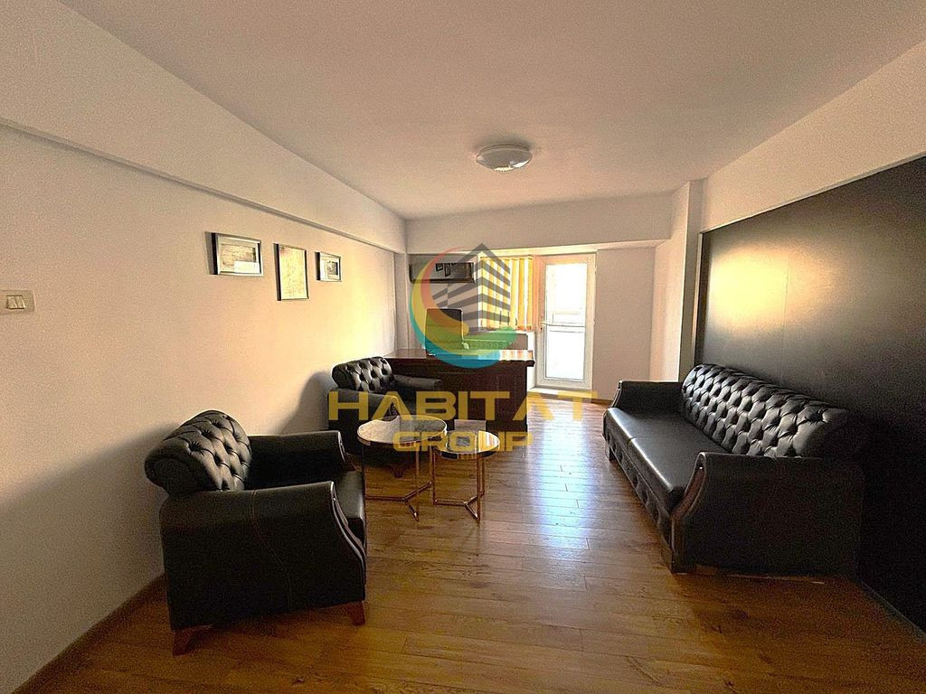 Apartament 3 camere Piata Alba Iulia 100 mp Birou sau Locuinta