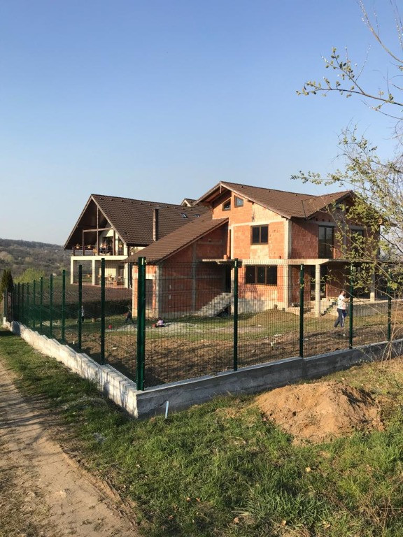 Casă la roșu intabulată Cisnădioara, 478 mp, teren 833 mp, D+P+M