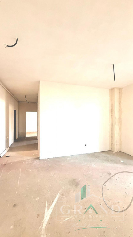 Oportunitate ! Apartament 4 Camere | Semifinisat | Logie 10